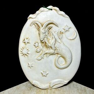 Vintage Ceramic Capricorn Oval Plaque in Excellent Used Condition ! EUC